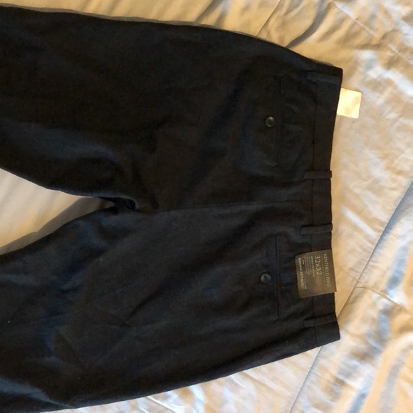 Banana Republic Kentfield pant, brand new with tags - Picture 2 of 3